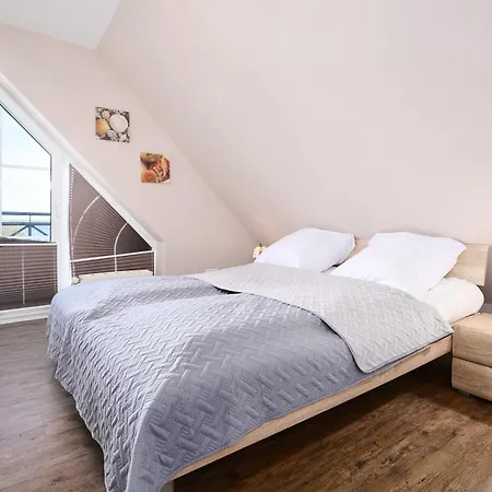 Apartmán Bellevue 12 *
